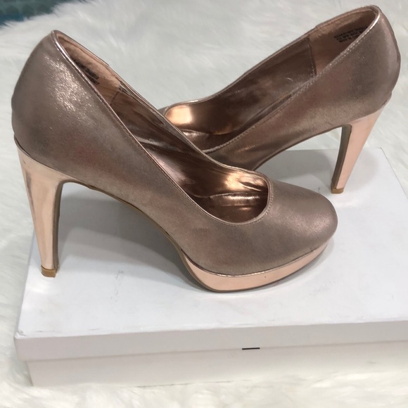 Rampage rose gold tone Sparkly heels size 8.5 - Picture 6 of 8